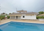 Villa con piscina en Cabo Roig junto a la playa