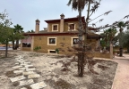 Resale - Villa - Los Montesinos