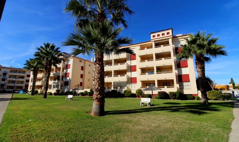 Resale - Apartment - Orihuela Costa - Playa Flamenca