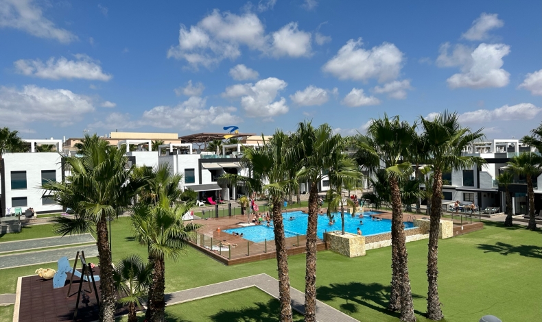 Resale - Apartment - Orihuela Costa - La Zenia