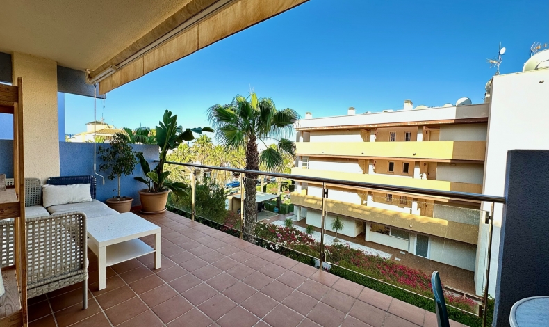 Resale - Apartment - Orihuela Costa - Aguamarina