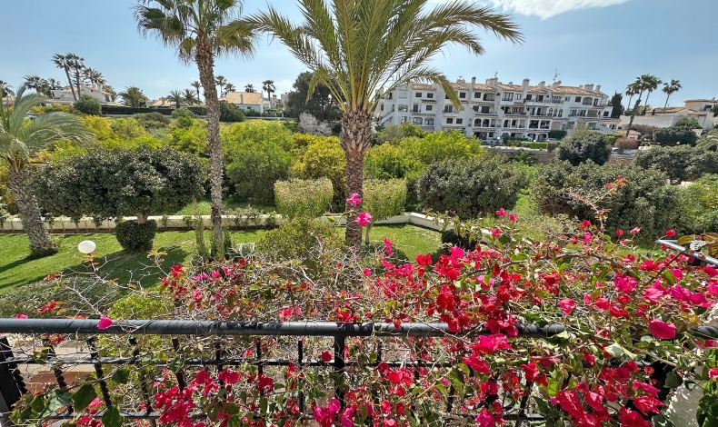 apartamento en Sol y Verde en Cabo Roig junto a la playa de Cala Capitán