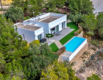 Villa - Resale - San Miguel de Salinas - Las Colinas Golf