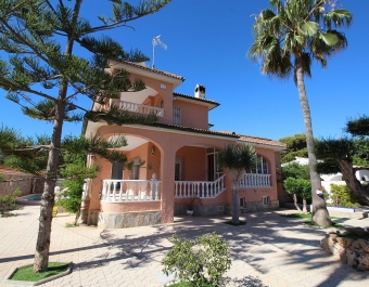 Villa - Resale - Orihuela Costa - La Zenia