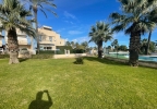 Luxury Seafront villa in Aguamarina, with private garden and sea views