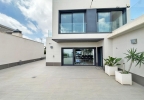 Resale - Villa - San Miguel de Salinas - Urb. Ciudad de las Comunicaciones